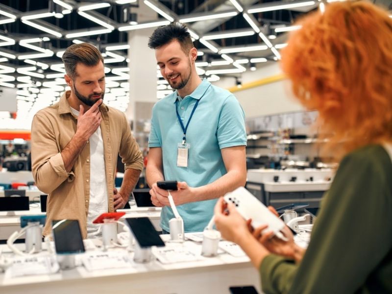 Technoretail - Nel 2024 il mercato della tecnologia di consumo tornerà a crescere 
